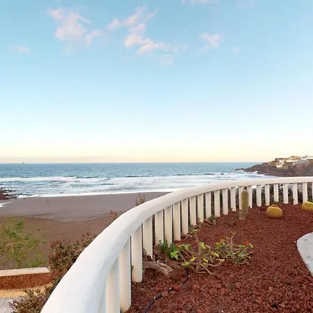 Terrace On The Сasa de vacaciones Playa Del Hombre